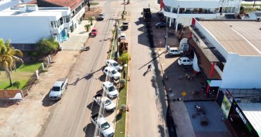 Recomposição asfáltica em Rolim de Moura avança nas Avenidas Fortaleza e Belém