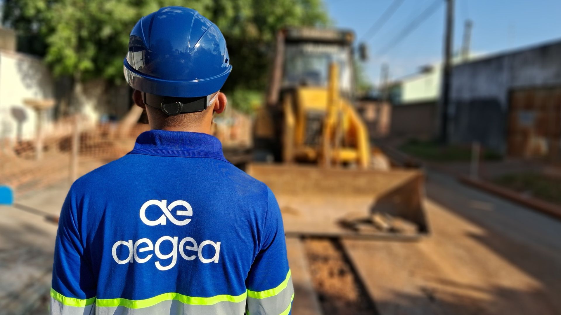 Avanço do saneamento básico: Avenida Machadinho recebe obras de esgoto em Ariquemes